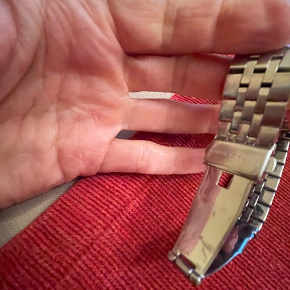 Michael Kors Stainless Steel 5020 Women's Watch - Picture 8 of 9